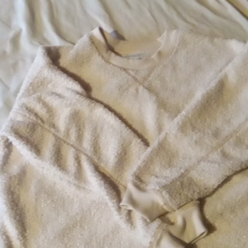 Small American eagle beige sweatshirt